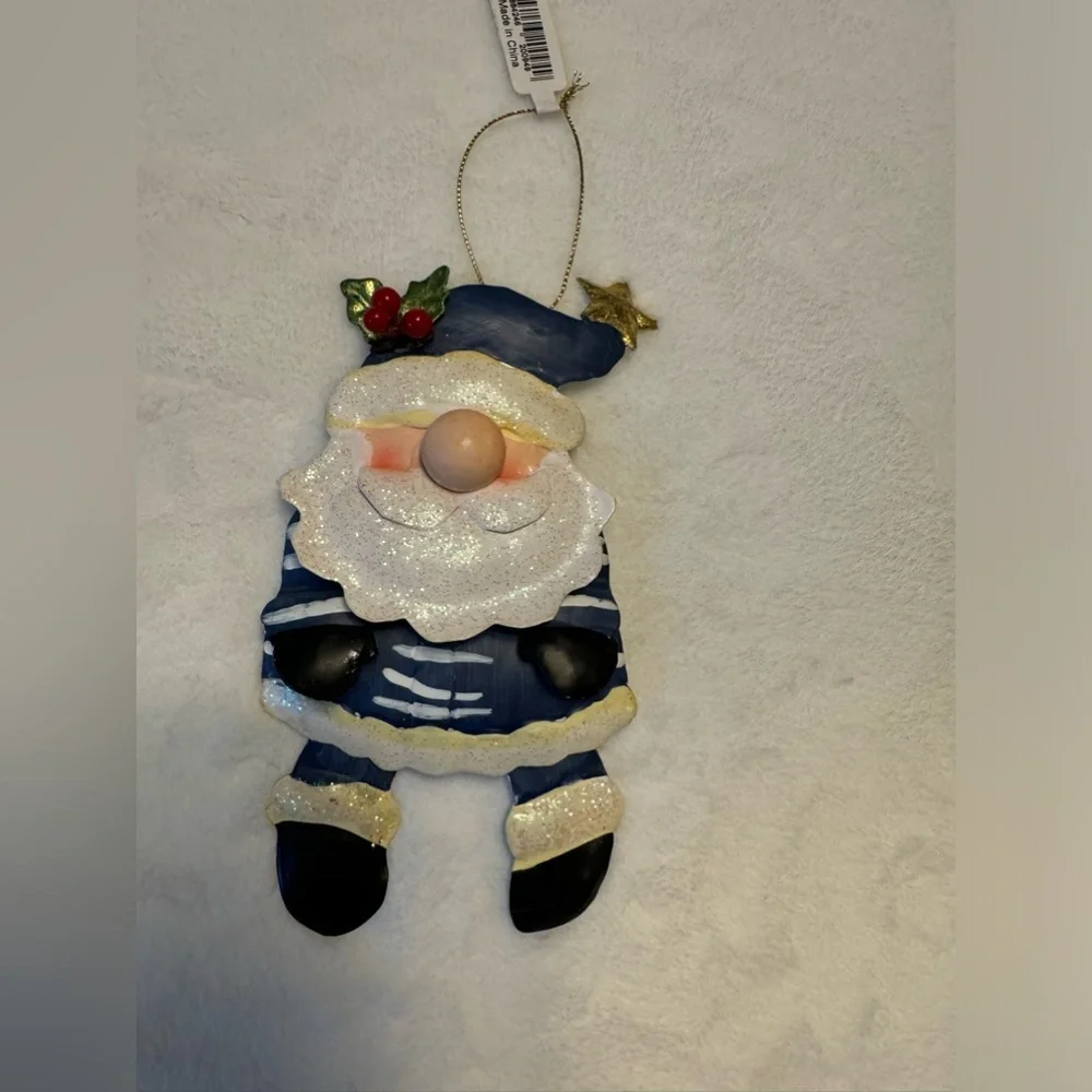 NWT Vintage Handmade Santa Christmas Ornament Metal